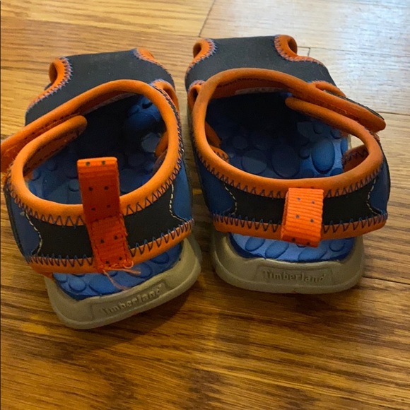 Like new Timberland water shoe sandal - Picture 2 of 6